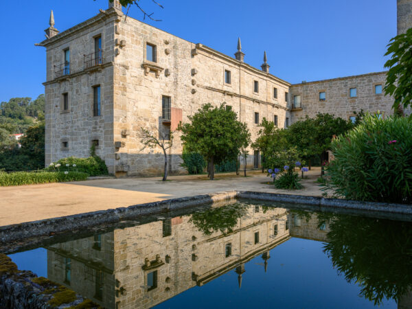 O Mosteiro de Amares