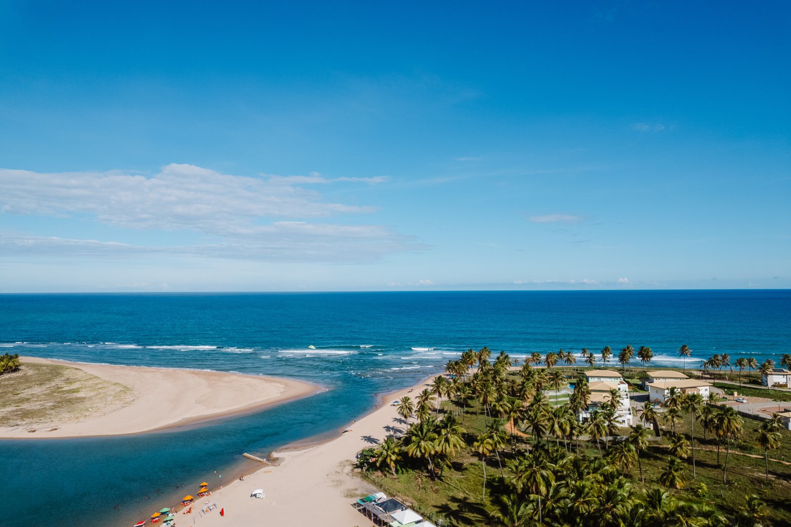 Manguezal da foz do Rio Inhambupe visto do alto, Baixio, Bahia